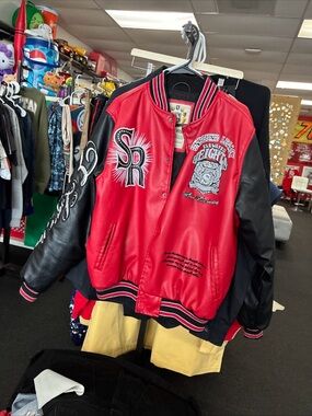 Men’s Rare Smoke Rise All Star Varsity Jacket Size Medium Red Black Pre Owned